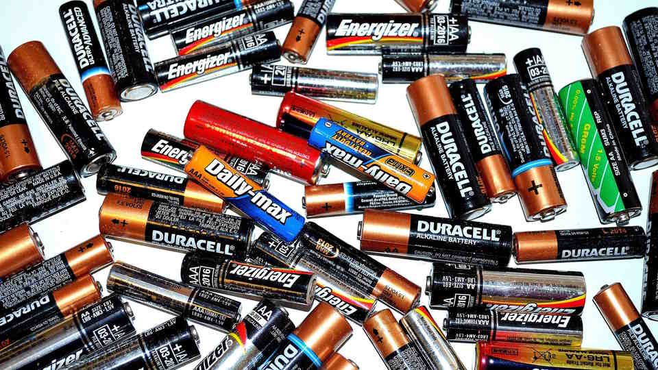 Choosing the Right Battery for Your Device: A Comprehensive Guide