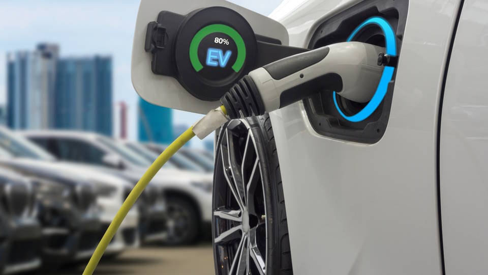 How to Properly Charge Your Electric Car at Home