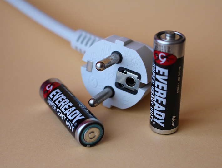 Repurposing Old Batteries for Summer Fun