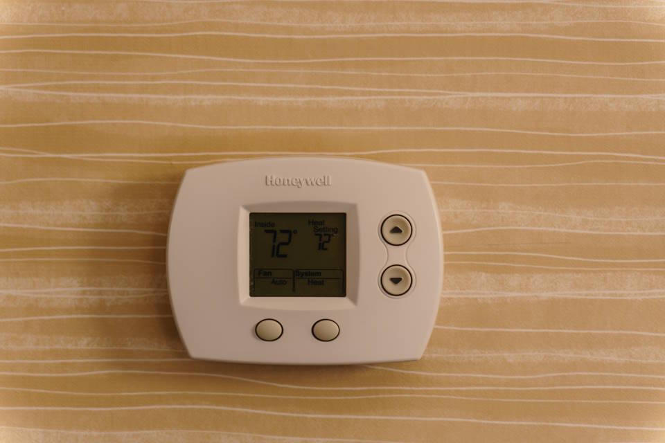 How to Change the Battery in a Honeywell Thermostat