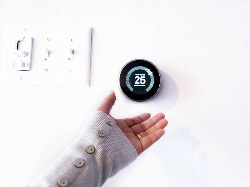 Does Nest Thermostat Have a Battery?
