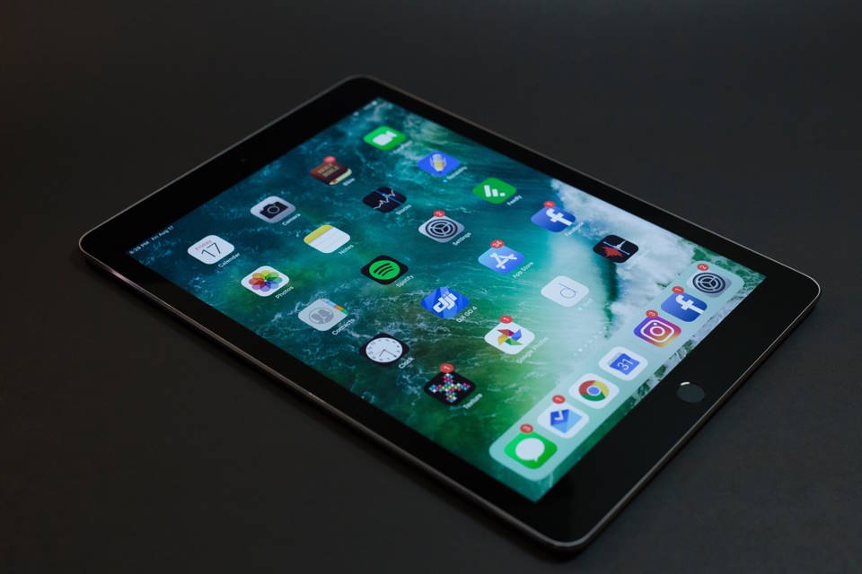 Does iPad Have Wireless Charging?