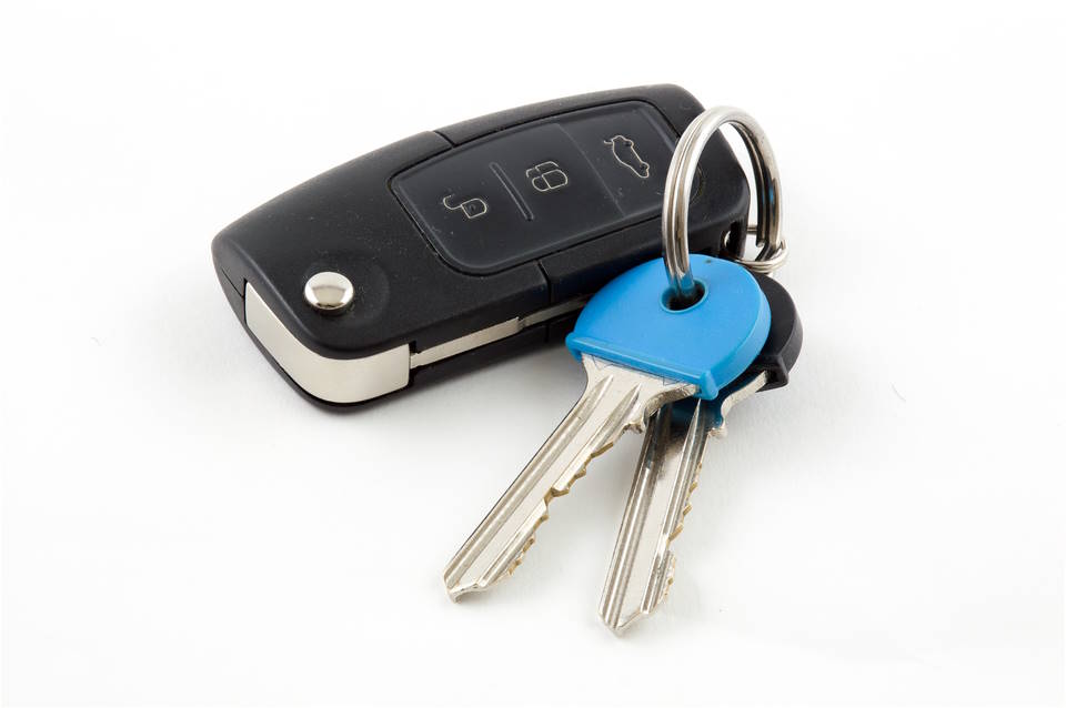 How to Change Battery in Toyota Key Fob