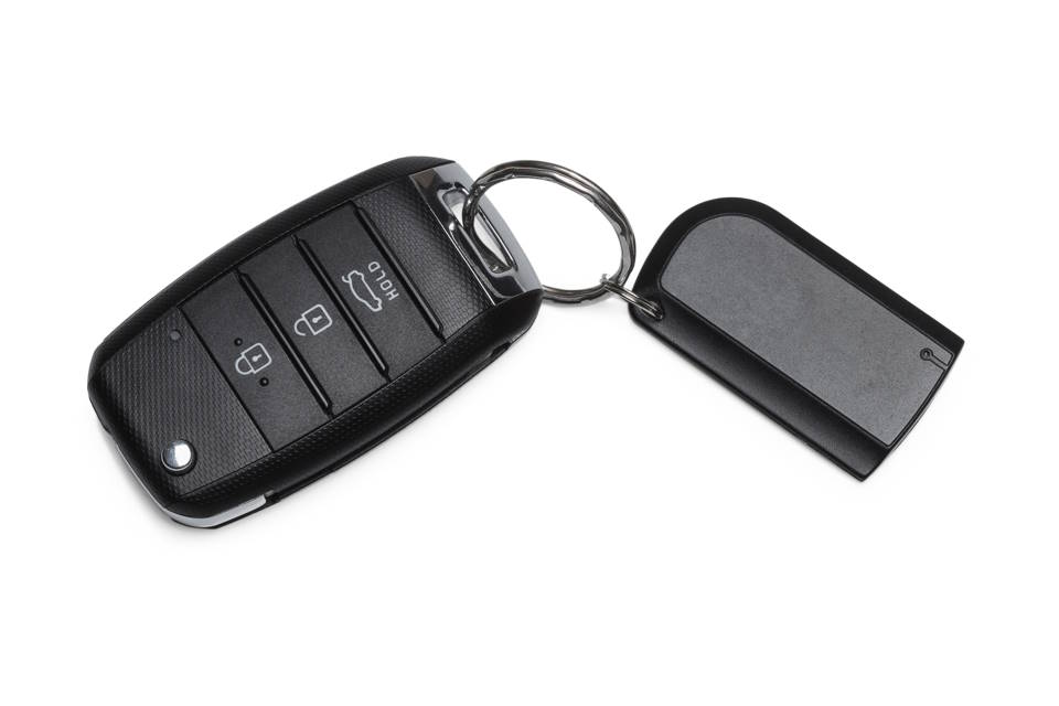 How to Change Battery in Chevy Key Fob